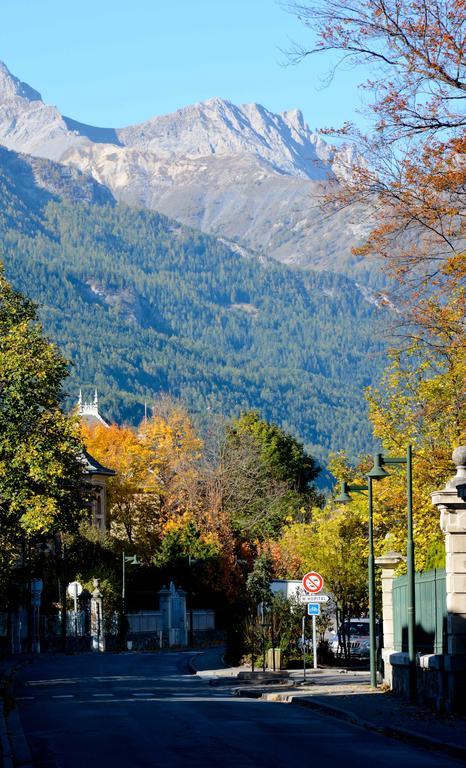 La Grande Eperviere Hotell Barcelonnette Exteriör bild